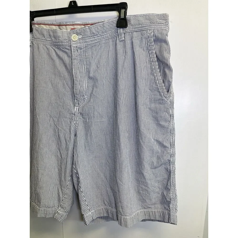 Izod‎ Men's Size 40 Blue Striped Seersucker Bermuda Shorts 10
